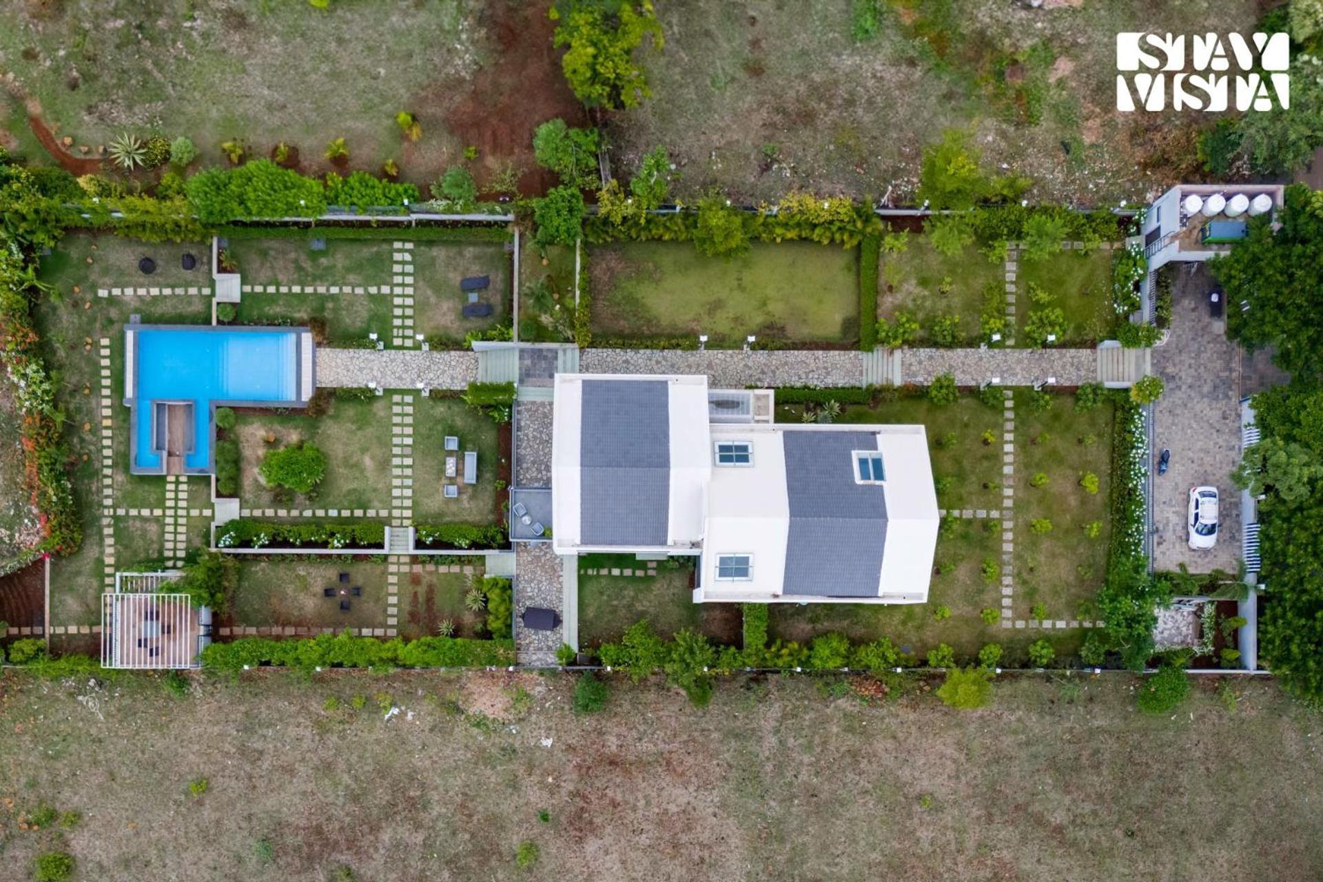 Stayvista At The Rainfield Villa With Gazebo & Lawn Nashik Exterior photo